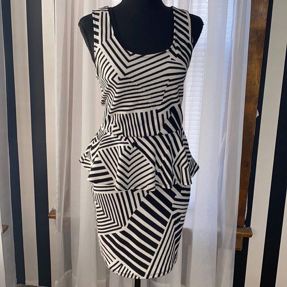 Women’s dress